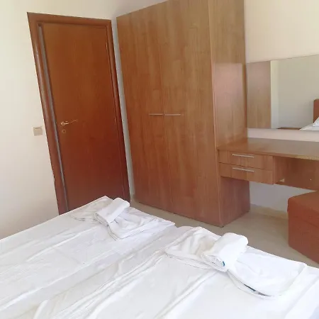 Aparthotel Etara 1 Apartment Complex