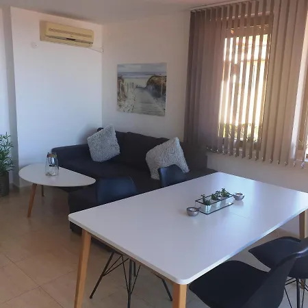 Etara 1 Apartment Complex 4*