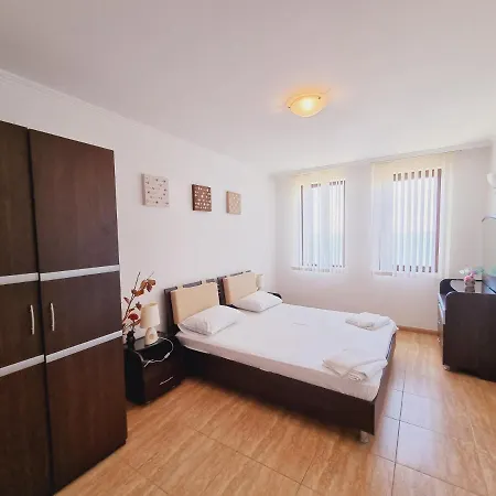 Etara 1 Apartment Complex 4* Sveti Vlas